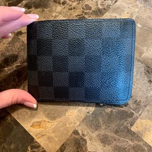 Men’s Louis Vuitton wallet